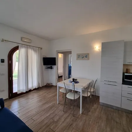 Luna & Sole Vicino Alla Spiaggia Apartmán